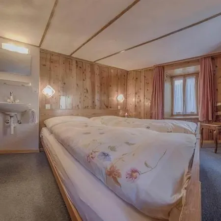 Saas-fee Sleeps 8 Saas Fee